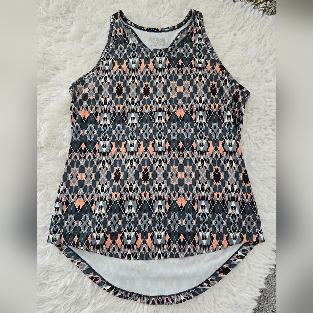 OUTDOOR RESEARCH DESIGNED BY ADVENTURE Tank Top. Size Small. Good preowned condi